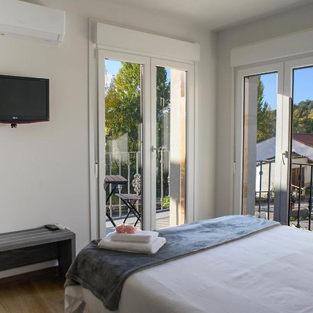 Apartamentos El Puente كوفاروباياس المظهر الخارجي الصورة